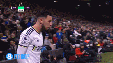 意甲登顶！让2追3 米兰3-2客胜都灵反超两强 普利西奇替补双响