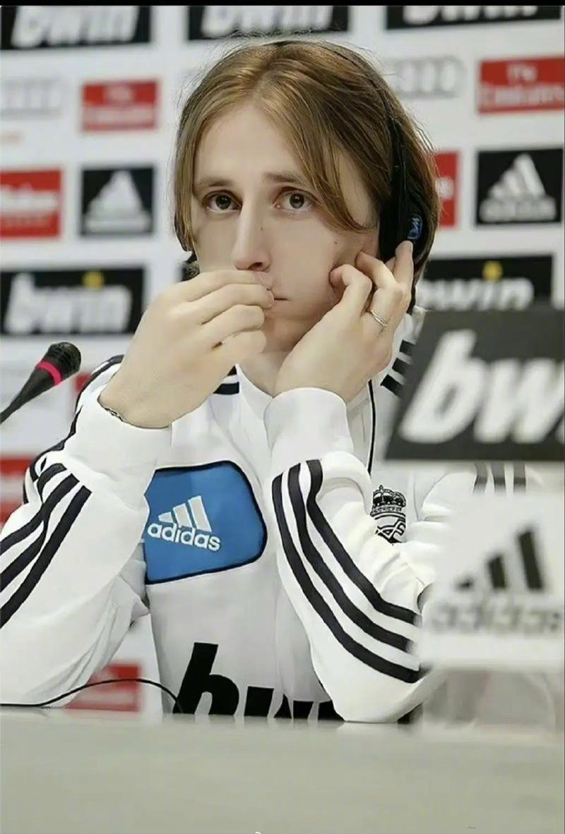 拉米罗：希望和球迷们携手走过低谷；吴少聪发烧需几天恢复