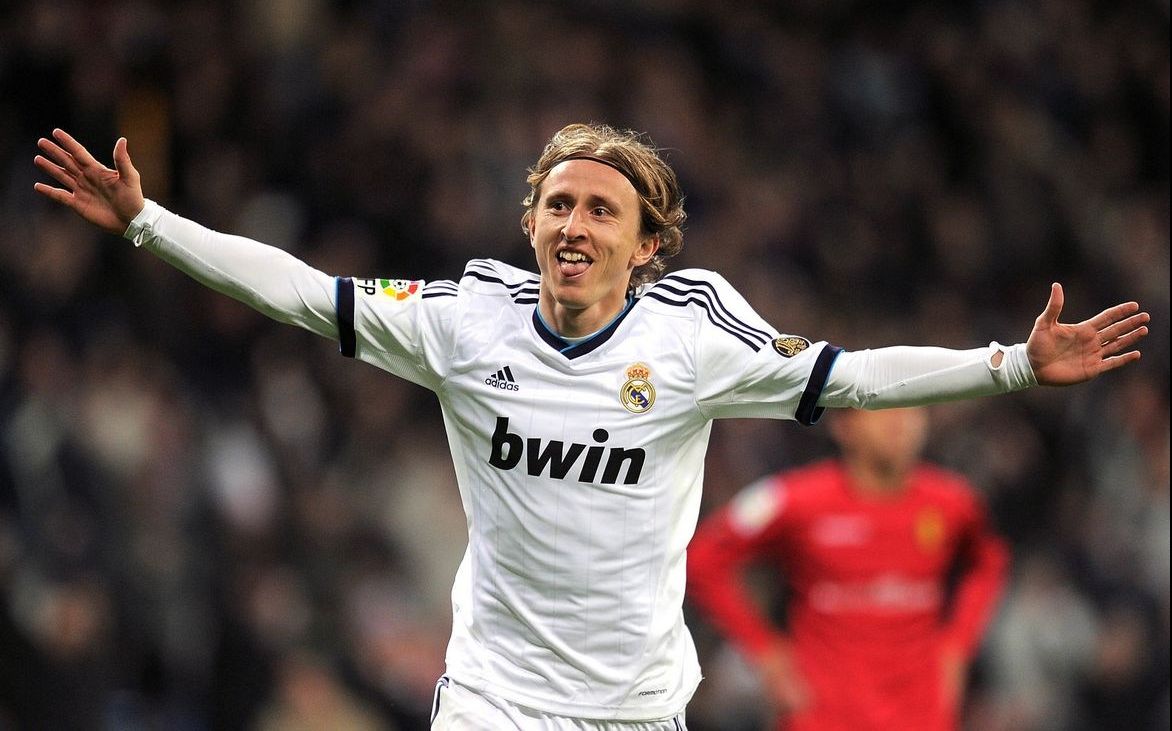 弟媳发布和内马尔合照，引发弗鲁米嫩塞球迷猜测其加盟热潮