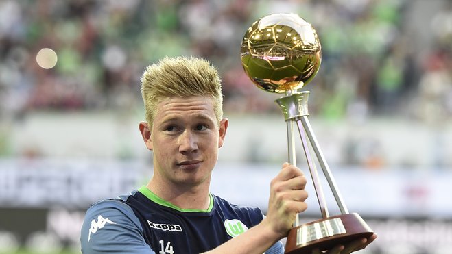 气坏了！沈梓捷补防被吹犯规抱怨绕场 犯满离场