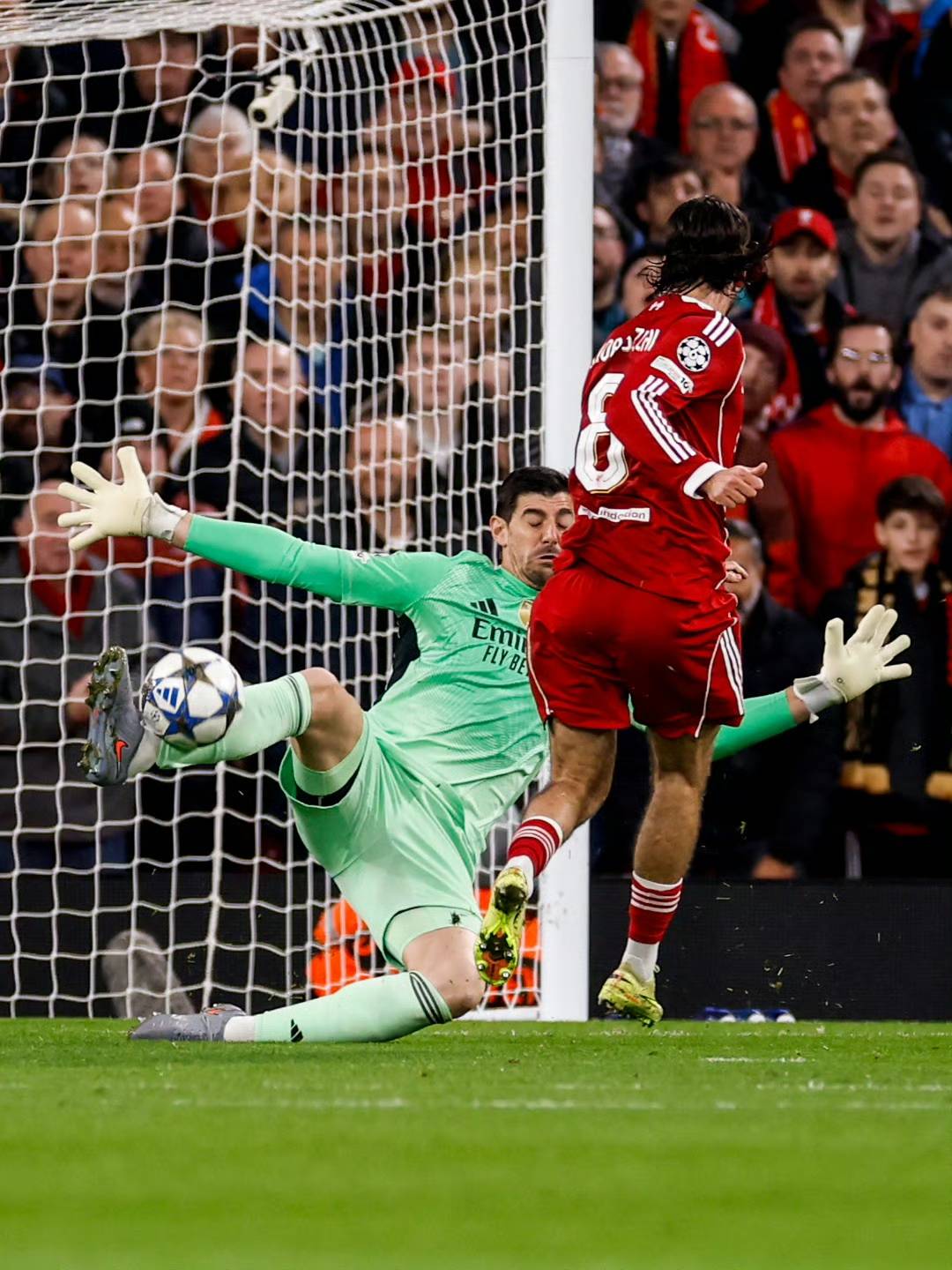 梅开二度+绝杀，C罗当选利雅得胜利vs费哈全场最佳球员